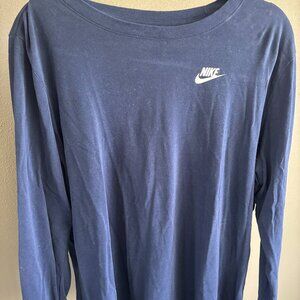 Nike long sleeve shirt
